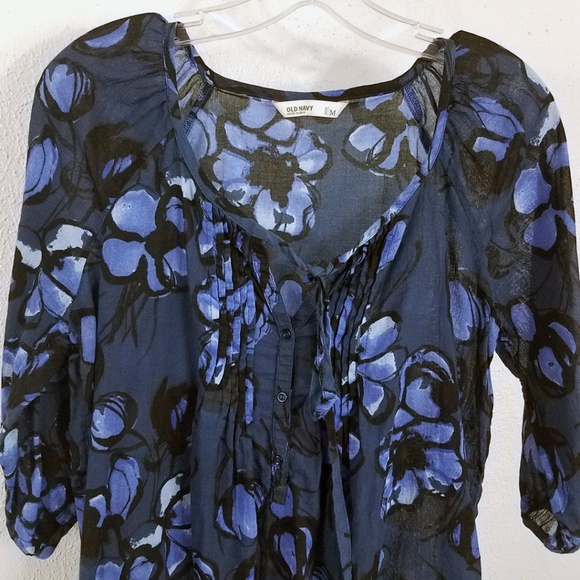 Old Navy Tie String Blouse - Picture 2 of 8